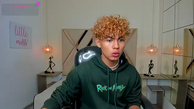 Anyelo Twink online show from July 13, 4:04 am