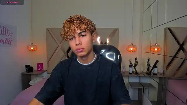 Anyelo Twink online show from July 31, 6:24 am
