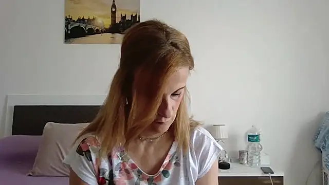 Clara1986 online show from June 5, 9:26 am