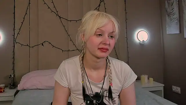 AdeleSilvy online show from February 26, 1:59 am