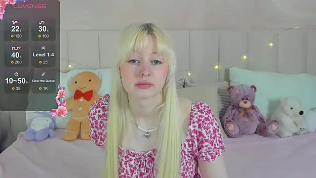 AdeleSilvy online show from June 6, 1:43 am