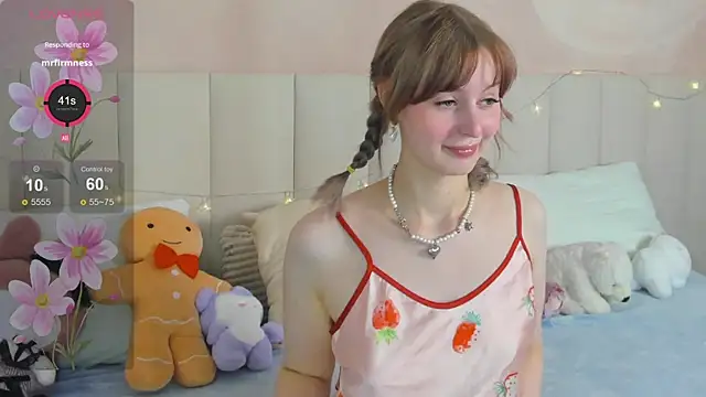AdeleSilvy online show from June 26, 1:43 am