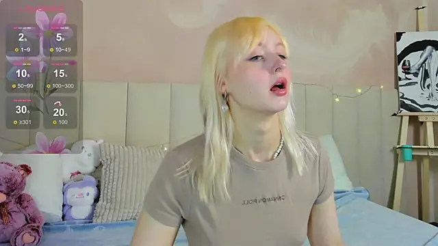 AdeleSilvy online show from July 25, 1:47 am