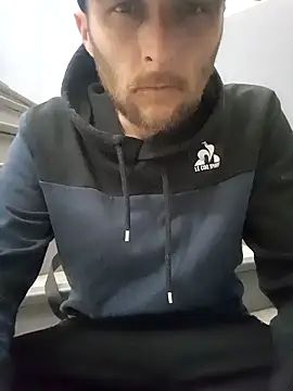 80julien online show from May 1, 3:16 pm