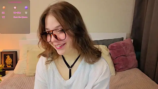 Next2Marie online show from February 21, 3:29 am