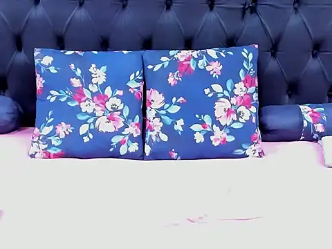 BustyBoobs67 online show from June 9, 12:28 pm