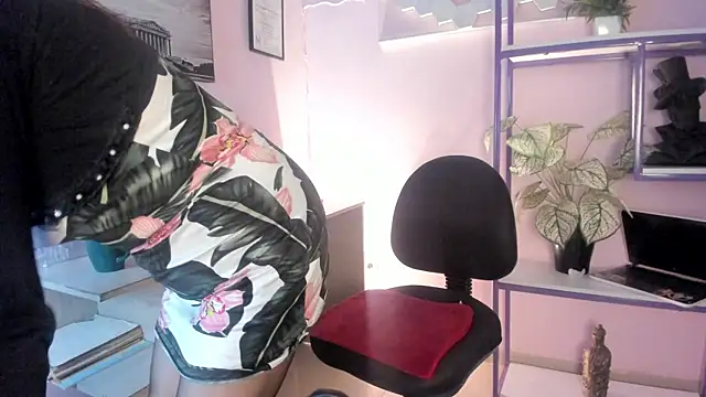 milenahot  69 online show from July 8, 11:26 am