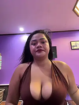 Snapshot of womanforall69 chatting on January 13, 6:29 am womanforall69 online show from January 13, 6:29 am