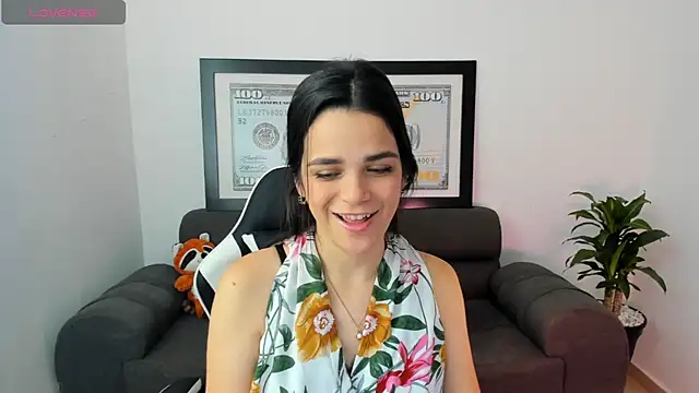 LucianaMoreau online show from January 18, 9:29 pm