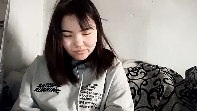 MollyAsian online show from February 6, 4:28 am