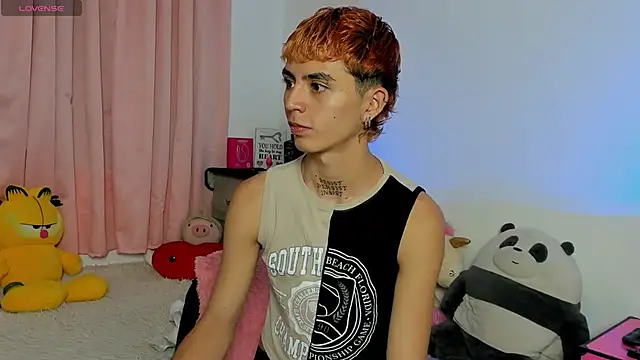 Maiky Cooper01 online show from March 15, 9:37 am