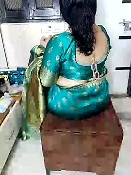 Snapshot of Desikalakaar0069 chatting on June 23, 6:39 pm Desikalakaar0069 online show from June 23, 6:39 pm