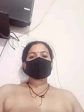 sexyqueen558 online show from June 15, 5:15 pm