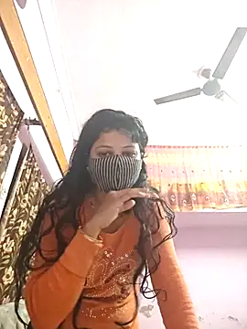 Priyaji7575 online show from January 17, 5:23 am