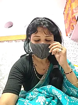 Priyaji7575 online show from February 24, 11:30 am