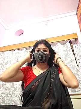 Priyaji7575 online show from March 7, 11:07 am