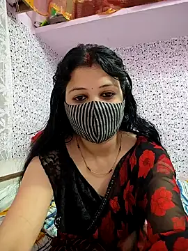 Priyaji7575 online show from March 9, 7:34 am