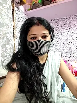 Priyaji7575 online show from March 15, 11:38 am