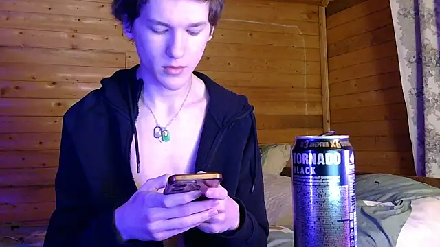 Snapshot of Sasha_bb21 chatting on March 14, 3:01 am Sasha bb21 online show from March 14, 3:01 am