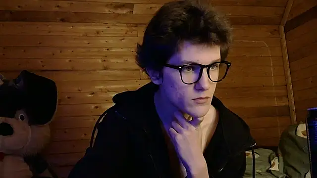 Snapshot of Sasha_bb21 chatting on March 23, 8:46 pm Sasha bb21 online show from March 23, 8:46 pm