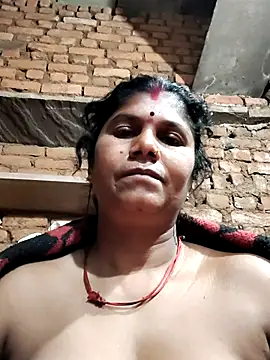 Snapshot of Hot_di97 chatting on February 11, 7:41 pm Hot di97 online show from February 11, 7:41 pm