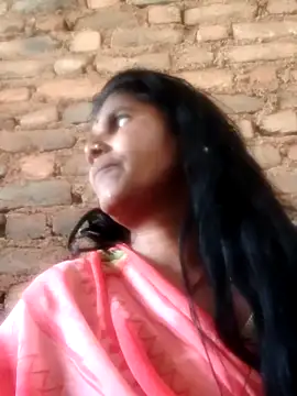 Snapshot of Hot_di97 chatting on March 12, 9:04 am Hot di97 online show from March 12, 9:04 am