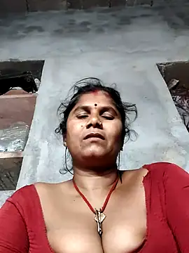 Hot di97 online show from April 22, 3:24 pm