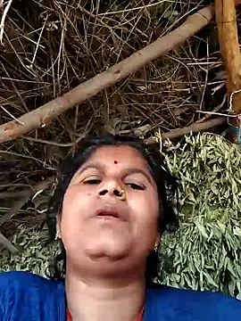 Hot di97 online show from May 30, 10:45 am