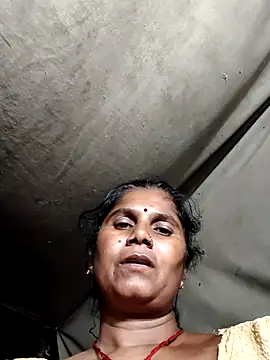 Hot di97 online show from July 21, 2:52 pm