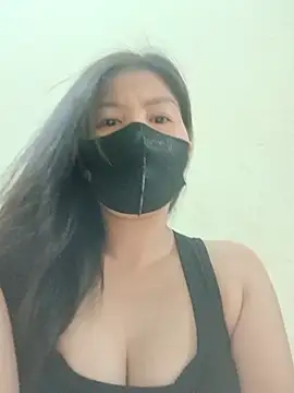Snapshot of Lyly-68688 chatting on June 25, 1:16 am Lyly-68688 online show from June 25, 1:16 am