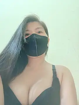 Snapshot of Lyly-68688 chatting on June 27, 2:34 pm Lyly-68688 online show from June 27, 2:34 pm