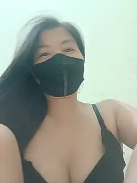 Snapshot of Lyly-68688 chatting on July 14, 2:34 pm Lyly-68688 online show from July 14, 2:34 pm