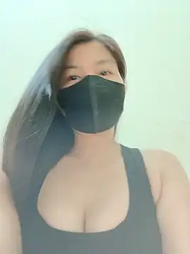 Snapshot of Lyly-68688 chatting on July 15, 7:57 am Lyly-68688 online show from July 15, 7:57 am
