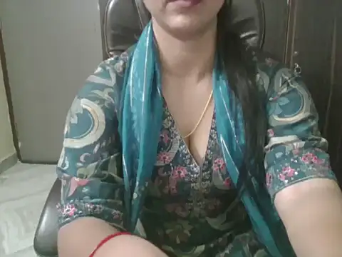 Snapshot of Adaa7 chatting on May 26, 5:31 pm Adaa7 online show from May 26, 5:31 pm