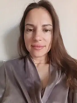 She-Moon online show from June 11, 5:27 am