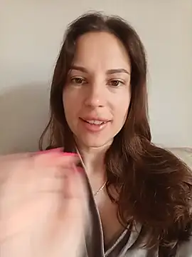 She-Moon online show from June 18, 5:19 am