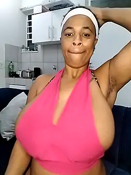 Snapshot of ClitorisBoobs chatting on July 27, 7:43 pm ClitorisBoobs online show from July 27, 7:43 pm