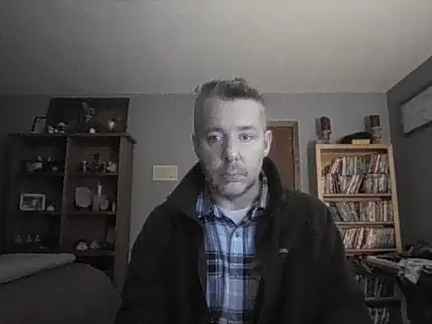 chrisw8140 online show from February 3, 11:43 pm