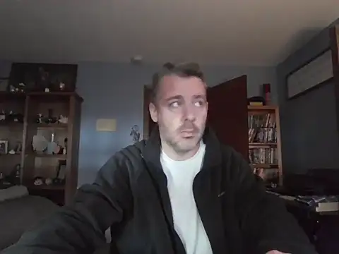 chrisw8140 online show from February 7, 6:44 pm