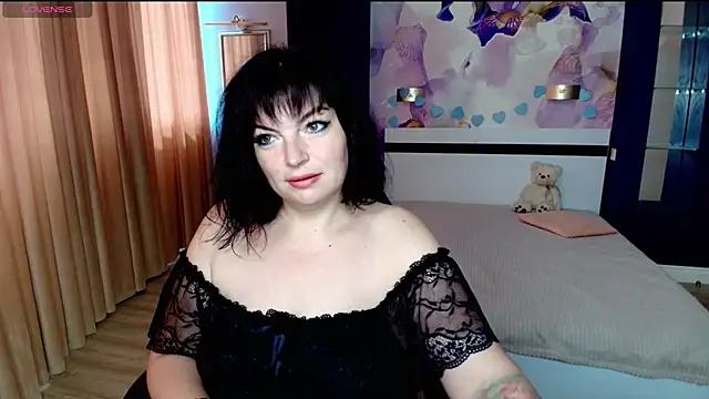 Snapshot of Victoria_booth chatting on July 16, 12:00 pm Victoria booth online show from July 16, 12:00 pm