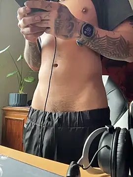 Snapshot of JoeyBlazy chatting on March 7, 11:35 pm JoeyBlazy online show from March 7, 11:35 pm