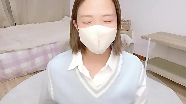 Snapshot of UMIumi- chatting on March 4, 9:48 am UMIumi- online show from March 4, 9:48 am