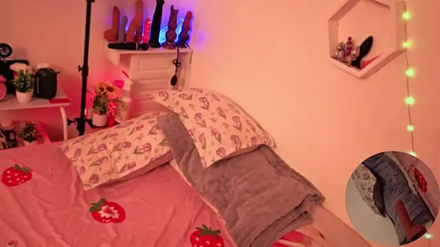 Snapshot of 25sweetlilbunny chatting on June 13, 5:38 am 25sweetlilbunny online show from June 13, 5:38 am