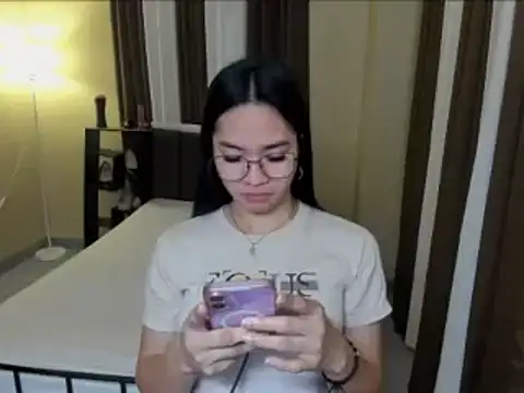 Asian Bigcock Marian online show from March 18, 12:30 pm