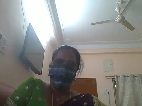 Snapshot of rupahoney chatting on January 12, 9:58 am rupahoney online show from January 12, 9:58 am