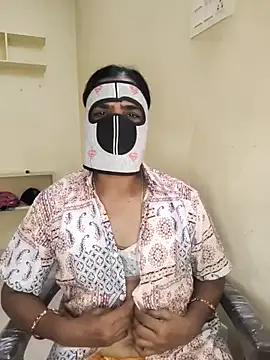 Snapshot of rupahoney chatting on April 14, 6:41 am rupahoney online show from April 14, 6:41 am