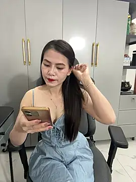 Llabi2k online show from July 28, 8:23 pm