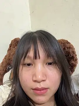 Charlotte-ee online show from March 15, 3:29 pm