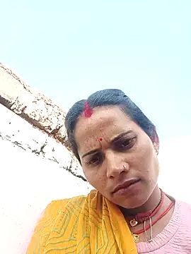 Snapshot of Hott_khusbu chatting on January 14, 10:54 am Hott khusbu online show from January 14, 10:54 am