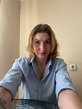  Crystal 2 online show from February 19, 1:40 pm